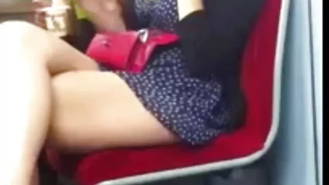Creo que estás listo para tomar una polla realmente grande esta vez. hentai en sub español