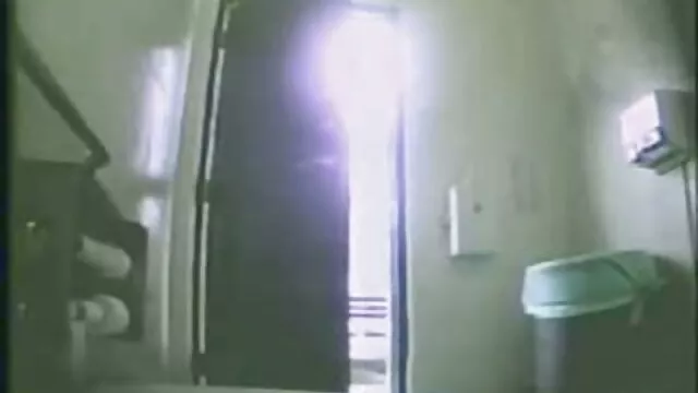 Sirvienta se masturba con 2 consoladores hasta porno anime subtitulado llegar al orgasmo
